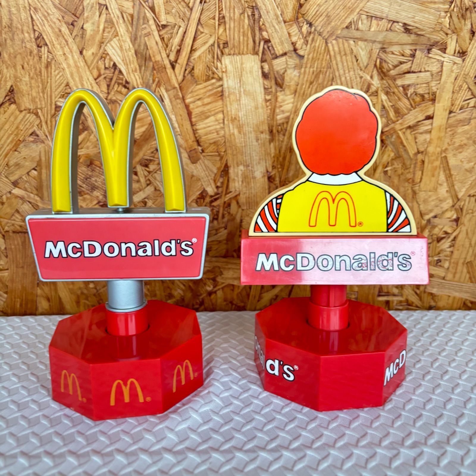 マクドナルド ロータリーサインライト 看板 ロナルド・ドナルド