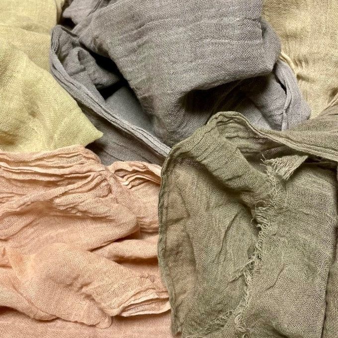 庭の草木染めガーゼ①】 錆染め エコプリント 草木染め ガーゼ - メルカリ