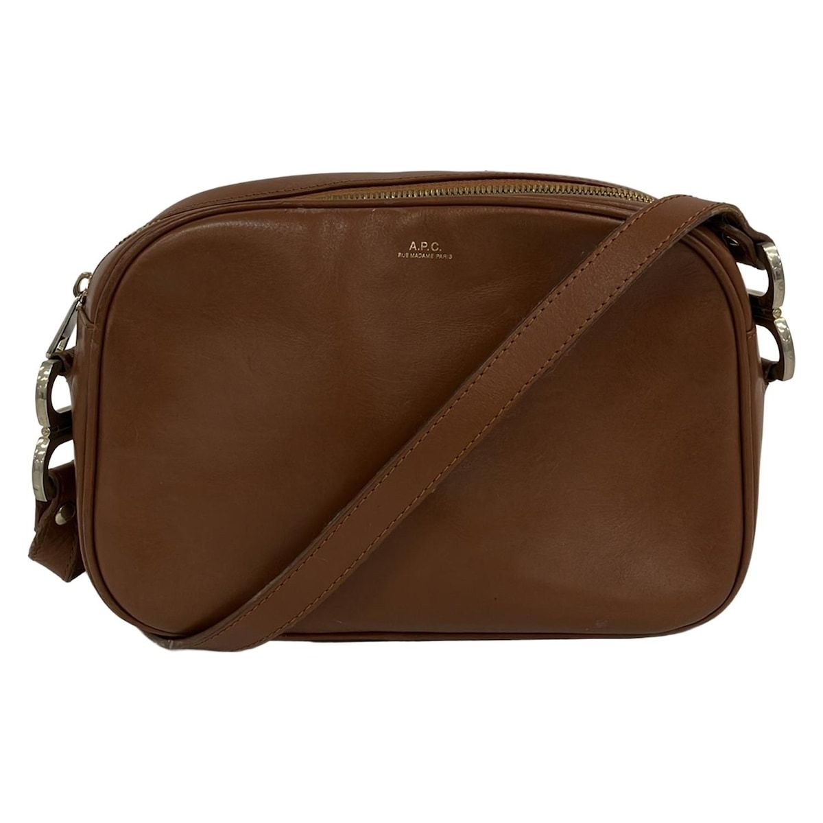 A.P.C.(アーペーセー) ショルダーバッグ - ブラウン レザー - メルカリ