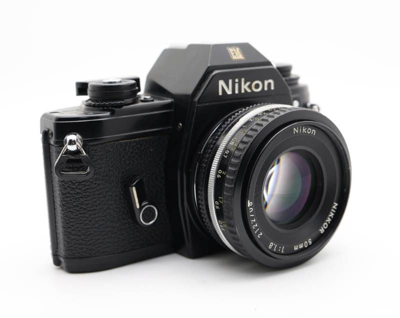 □完動品 Nikon EM フィルム一眼レフカメラ - メルカリ