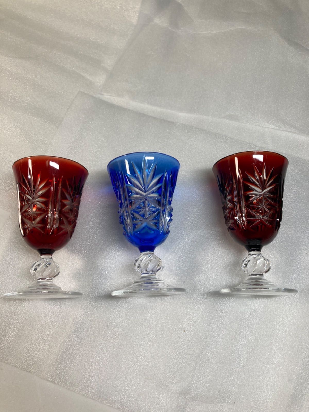希少】カメイガラス？ 切子 色被せ 冷酒グラス 3客セット 螺旋ステム