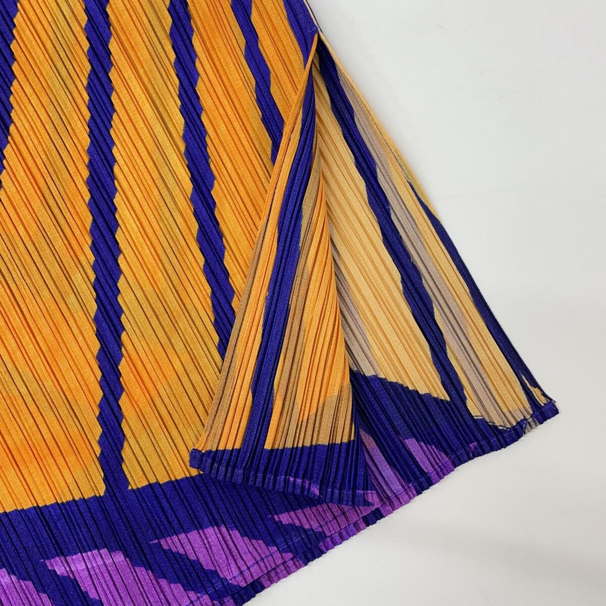 ストア PLEATS PLEASE プリーツプリーズ マルチカラー PP21-JH593 ストア PLEATS PLEASE プリーツプリーズ マルチカラー PP21-JH593