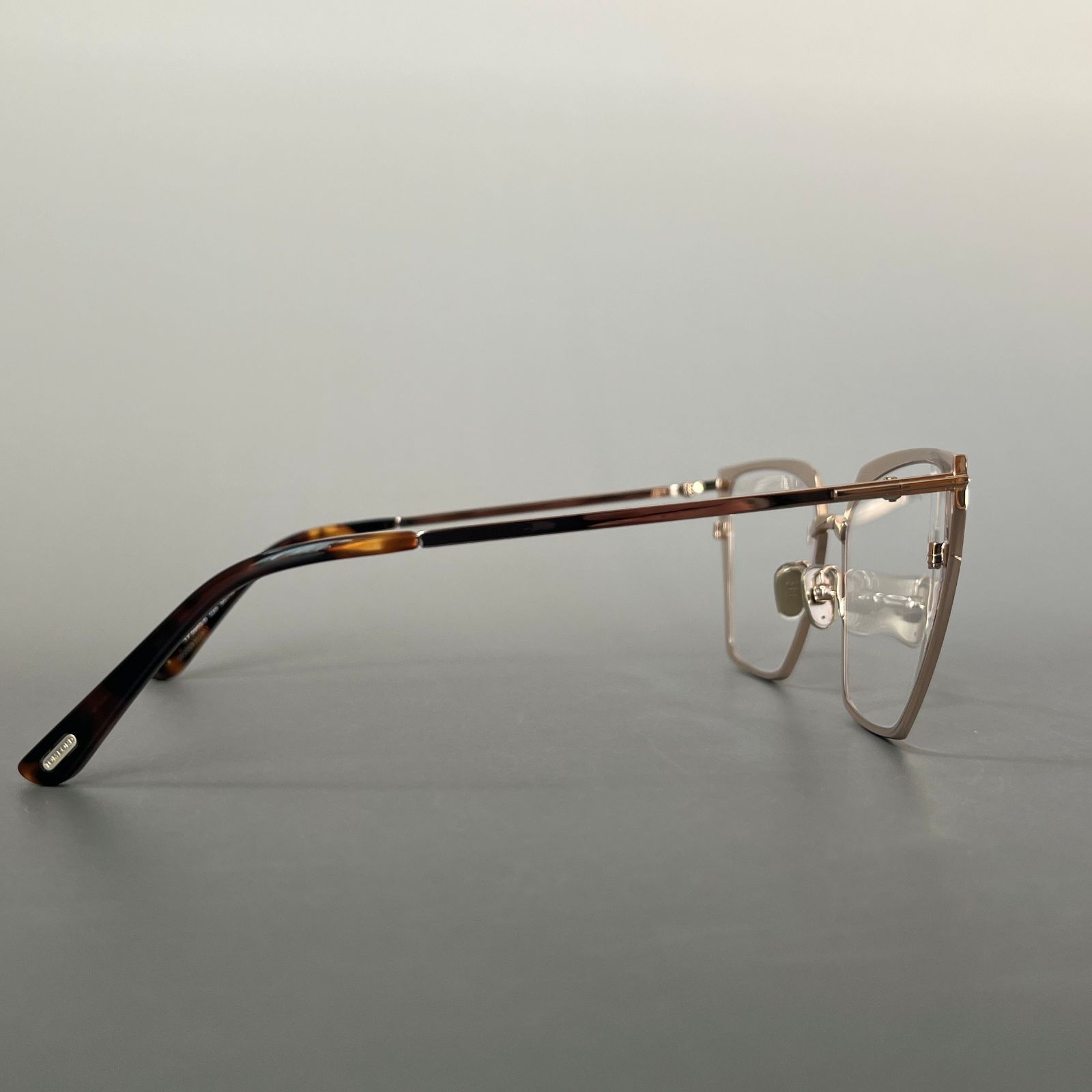 トムフォード メガネ キャットアイ ゴールド 金 ブラウン メタル アクセント トムフォード メガネ TOM FORD キャットアイ 眼鏡 ゴールド ブラウン