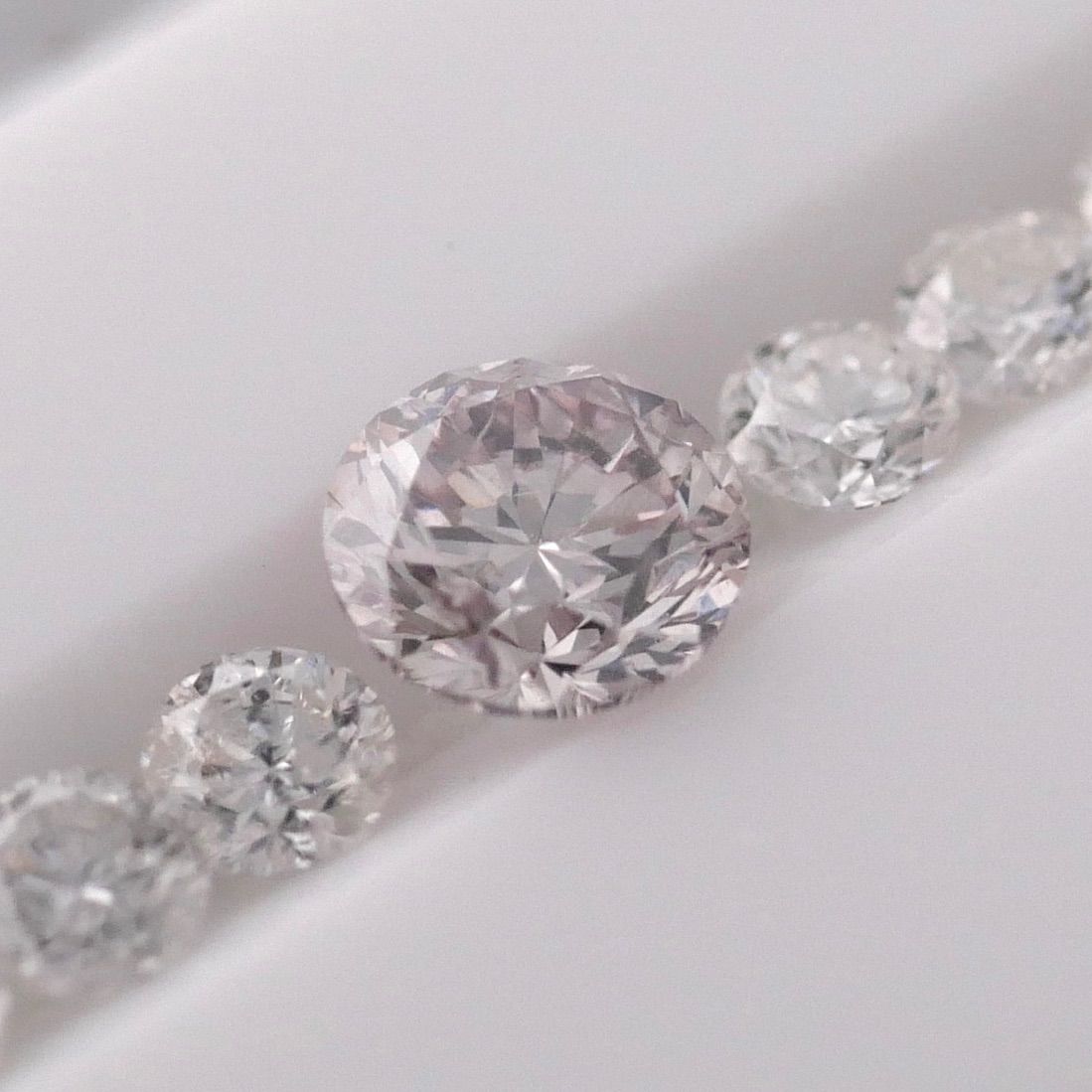 0.256ct 天然ピンクダイヤモンド ルース FLP 日独ソ付 - メルカリ