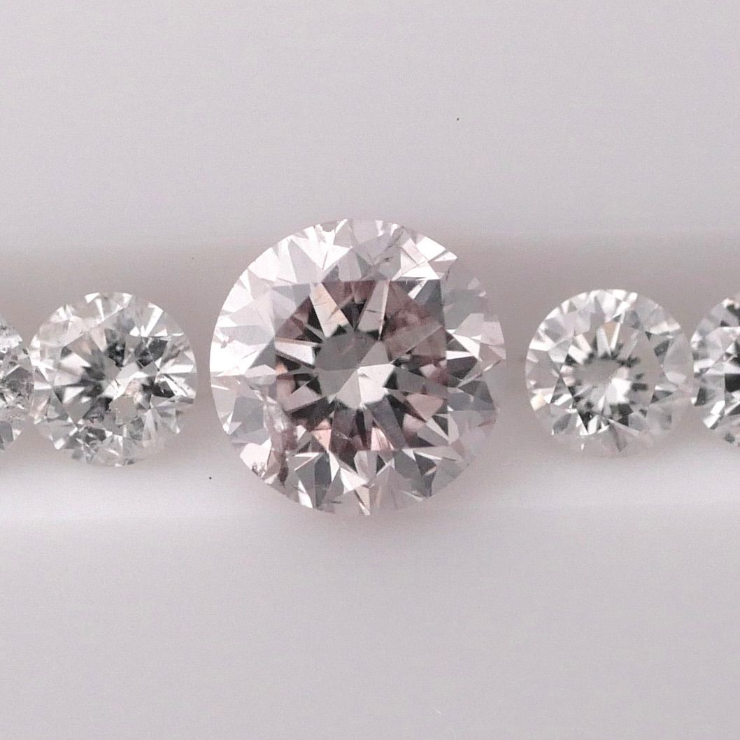 0.256ct 天然ピンクダイヤモンド ルース FLP 日独ソ付 - メルカリ