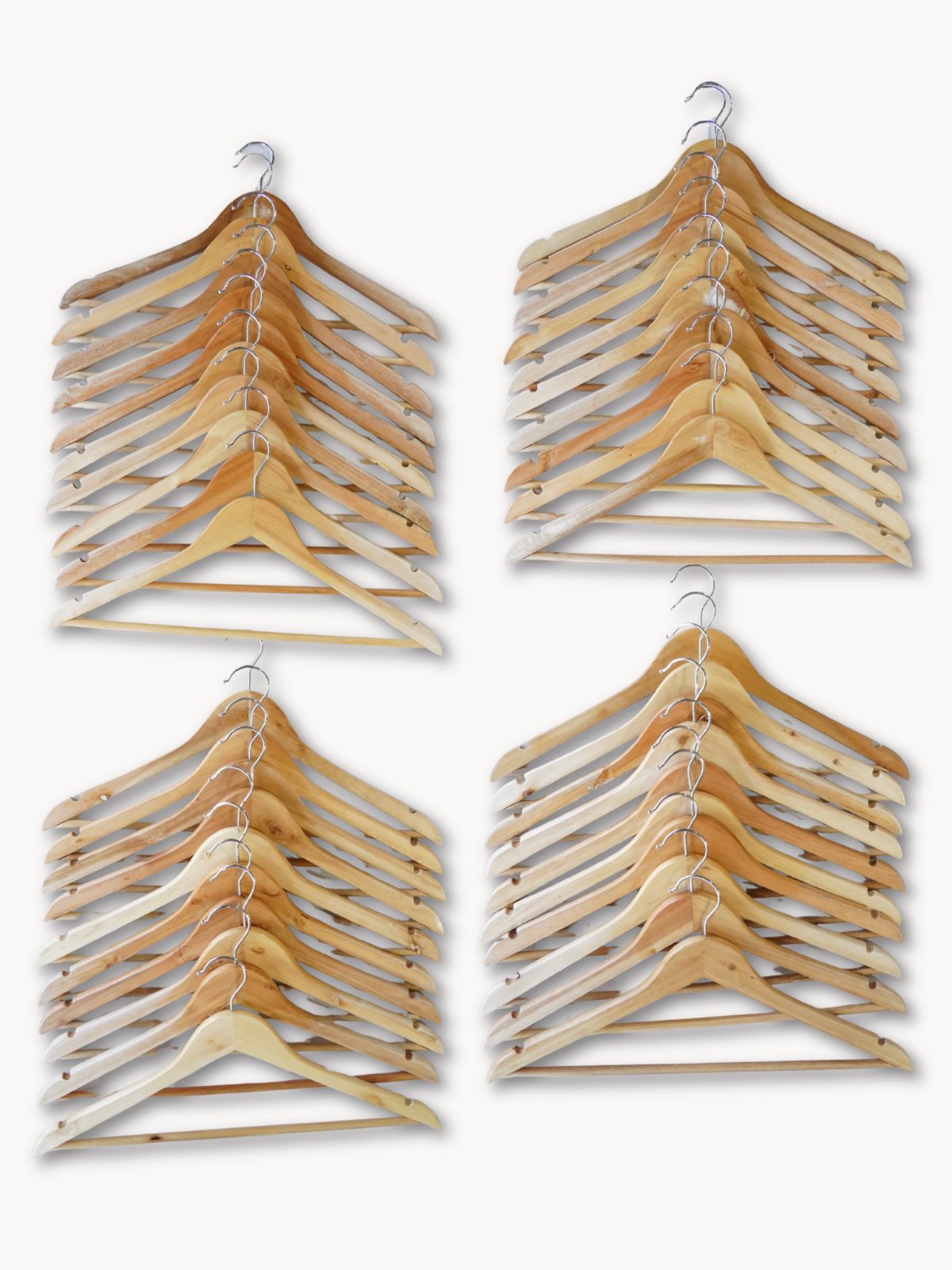 ニトリ（NITORI）木製ハンガー 40本 まとめ売り メンズ約44cm 店舗什器