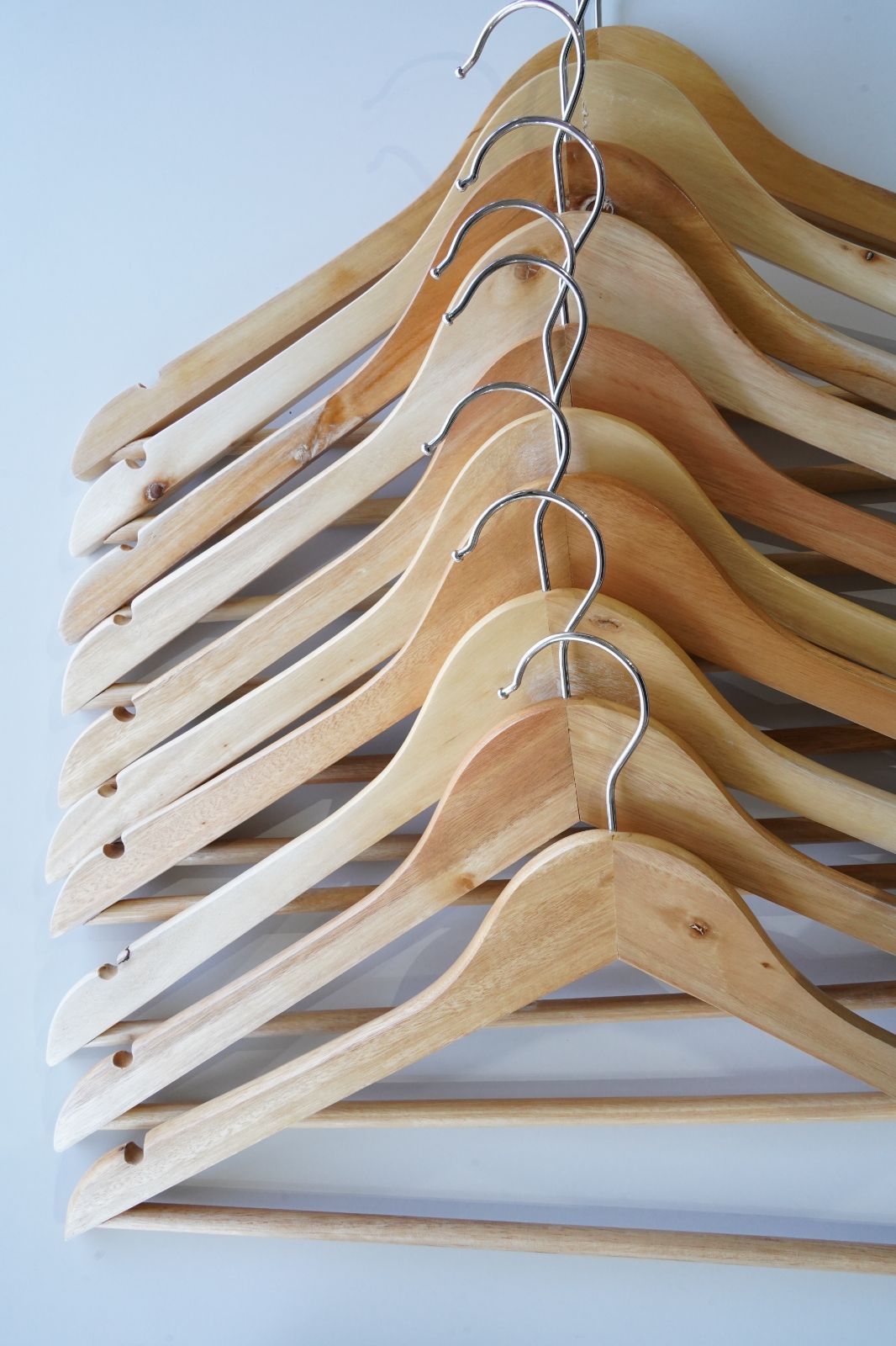 ニトリ（NITORI）木製ハンガー 40本 まとめ売り メンズ約44cm 店舗什器