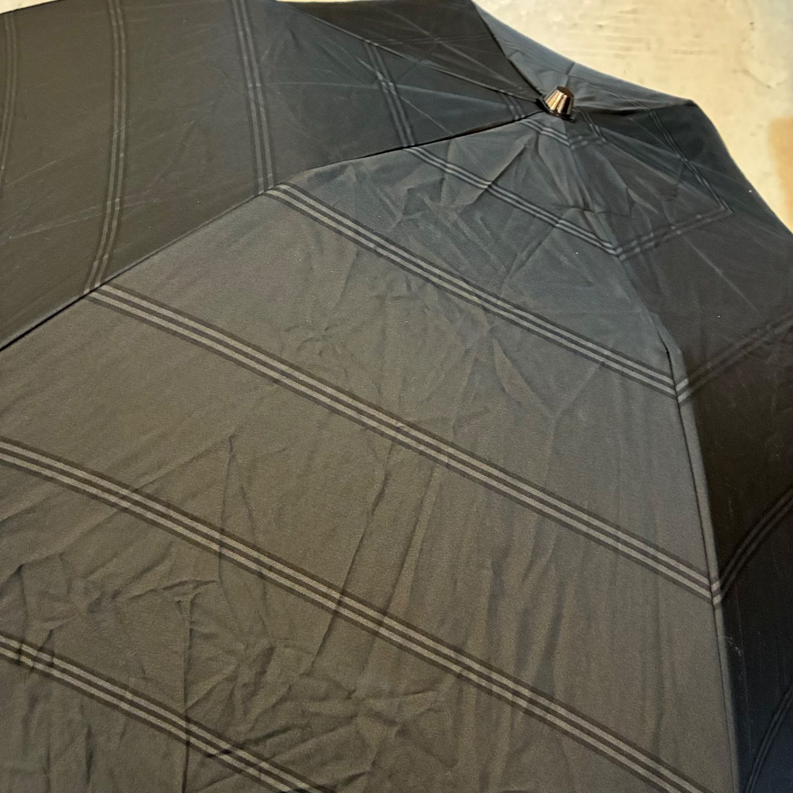 バーバリー BURBERRY ダークグレー シャドーストライプ柄 アンブレラ