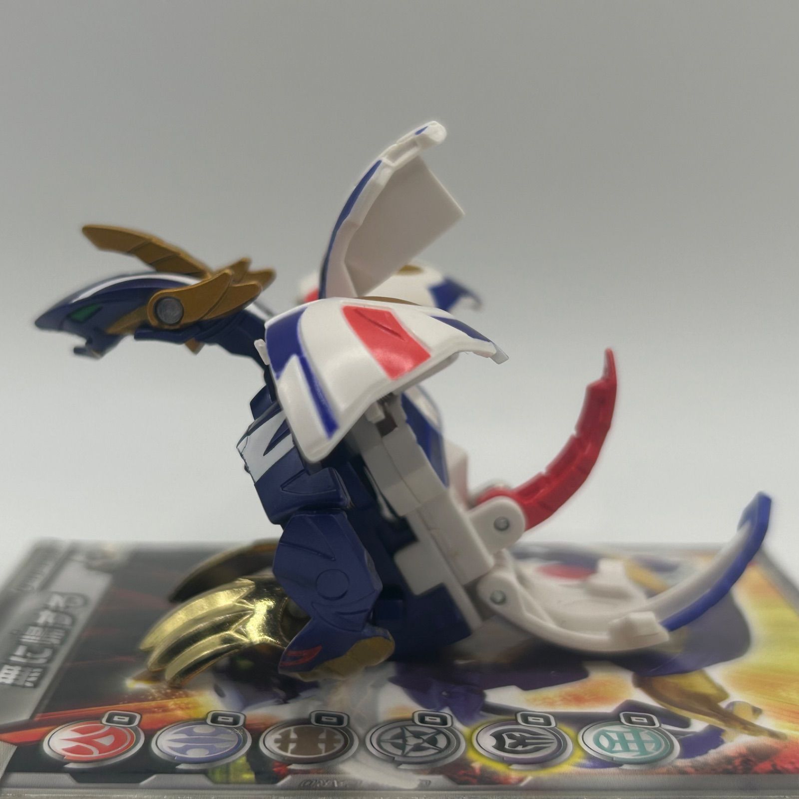 希少品 カード付き 爆丸 全ムニキス 720G - メルカリ