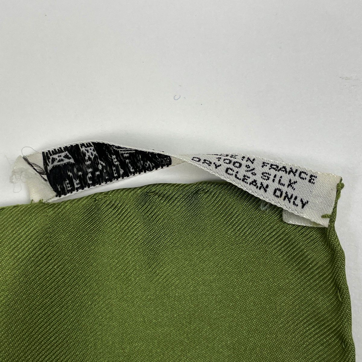 エルメス HERMES カレ90 LES TAMBOURS タンブールの太鼓 王冠 スカーフ