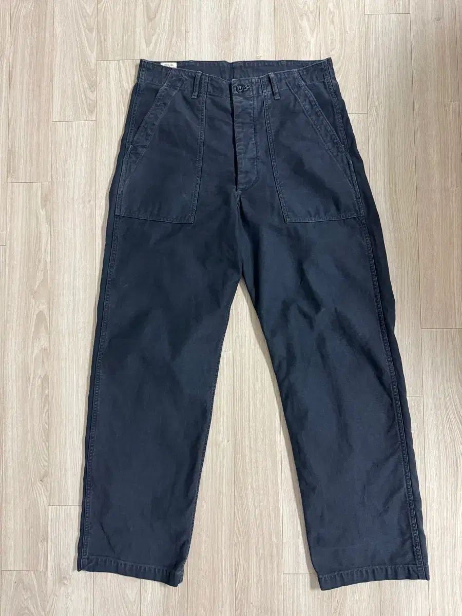 30 フルカウント ユーティリティ スラックス