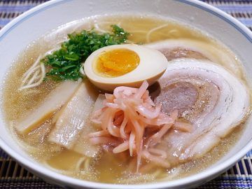大人気 九州博多の超定番 醤油豚骨味 棒ラーメン - メルカリ