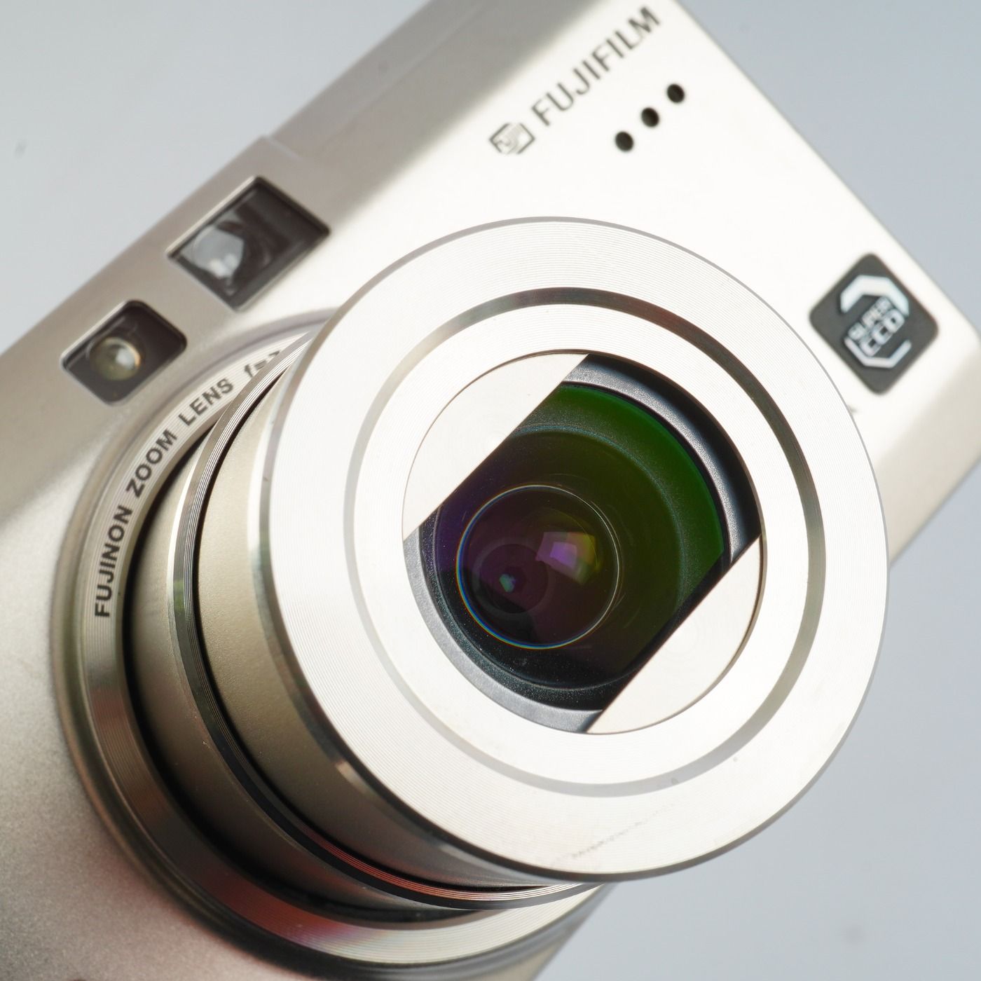 FUJIFILM 富士フィルム FinePix F810 + XD 2GB コンパクトデジタル 