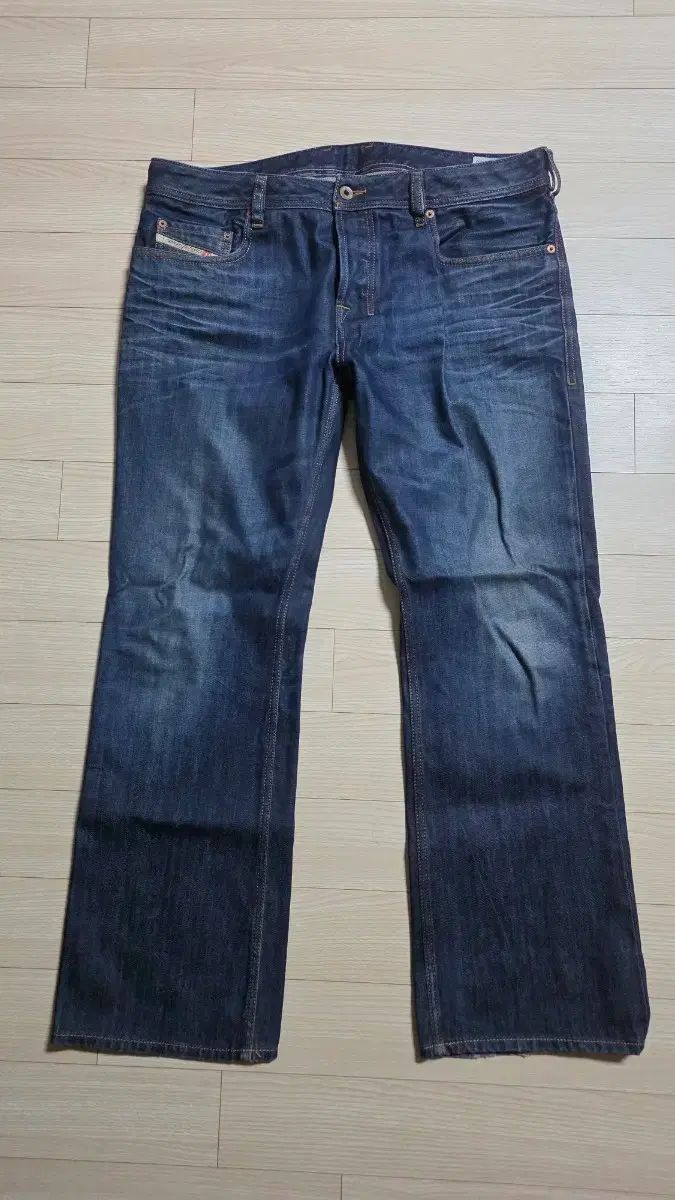 DIESEL 正規品 ジーン Tシャツ Lサイズ 73N 36x30 スリムストレートデニム