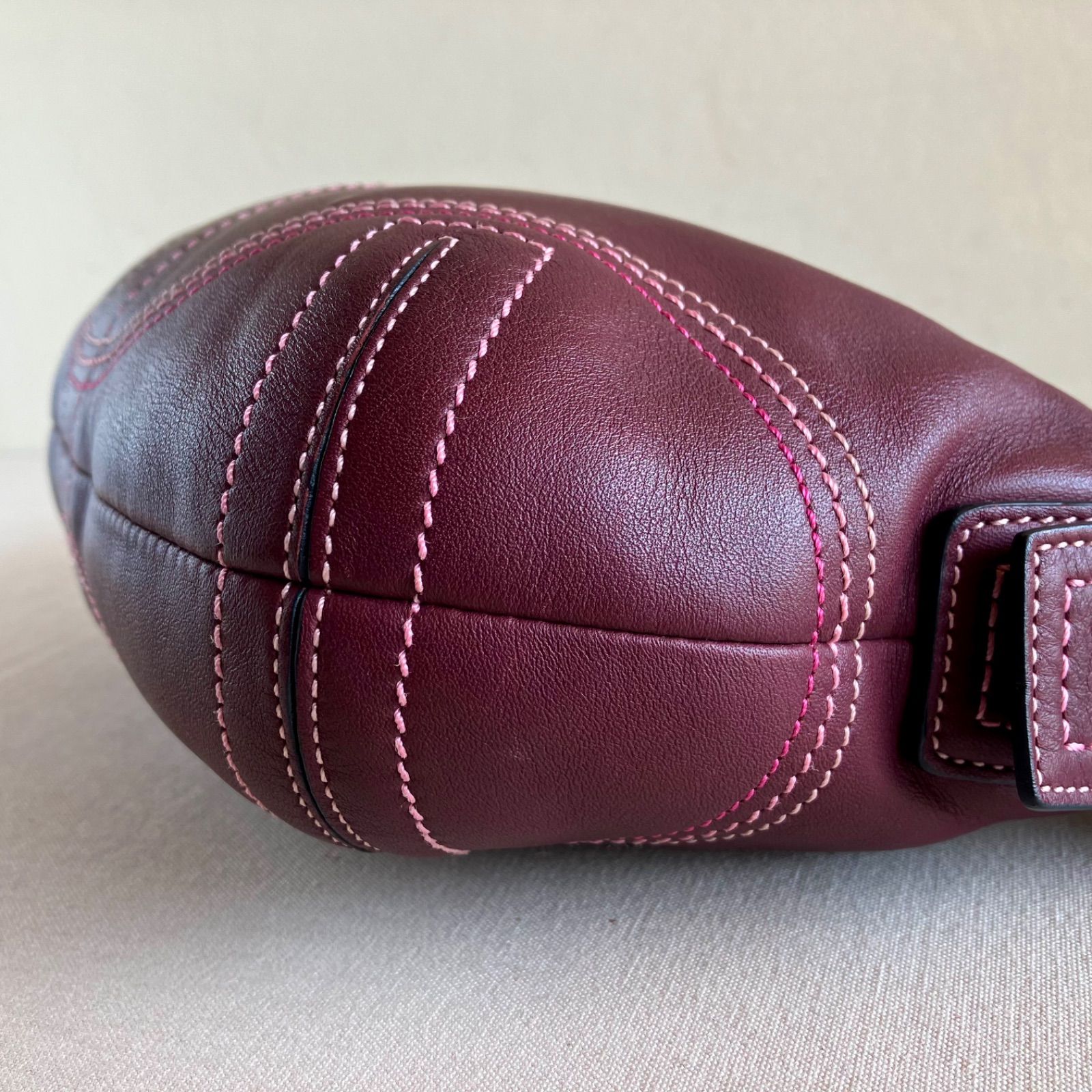 Vintage Coach Soho Small Hobo Burgandy Bordeaux Leather Shoulder 