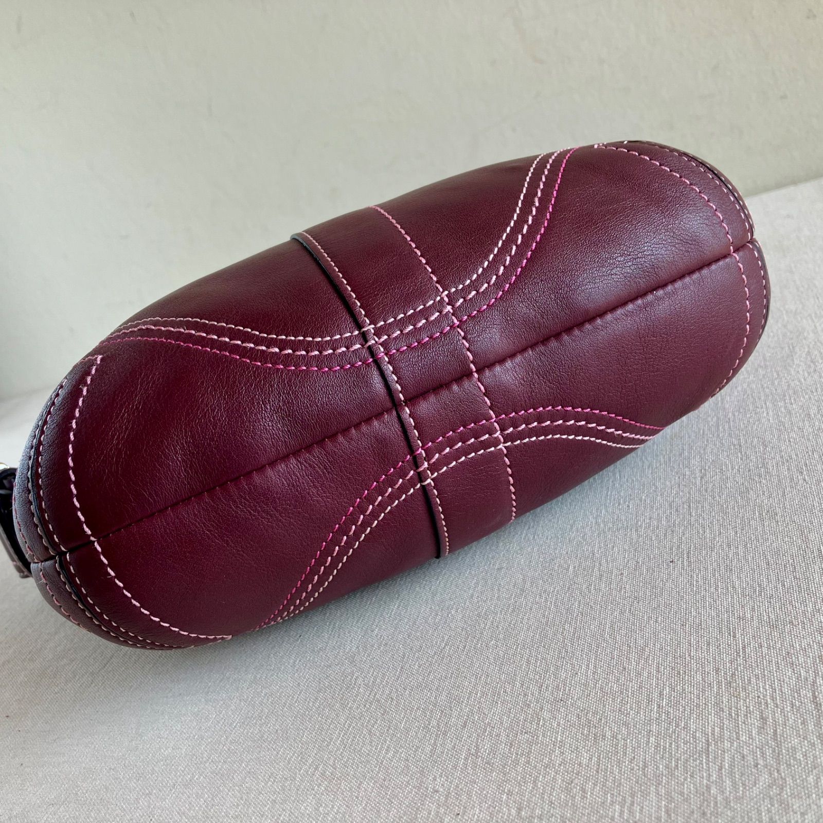 Vintage Coach Soho Small Hobo Burgandy Bordeaux Leather Shoulder 