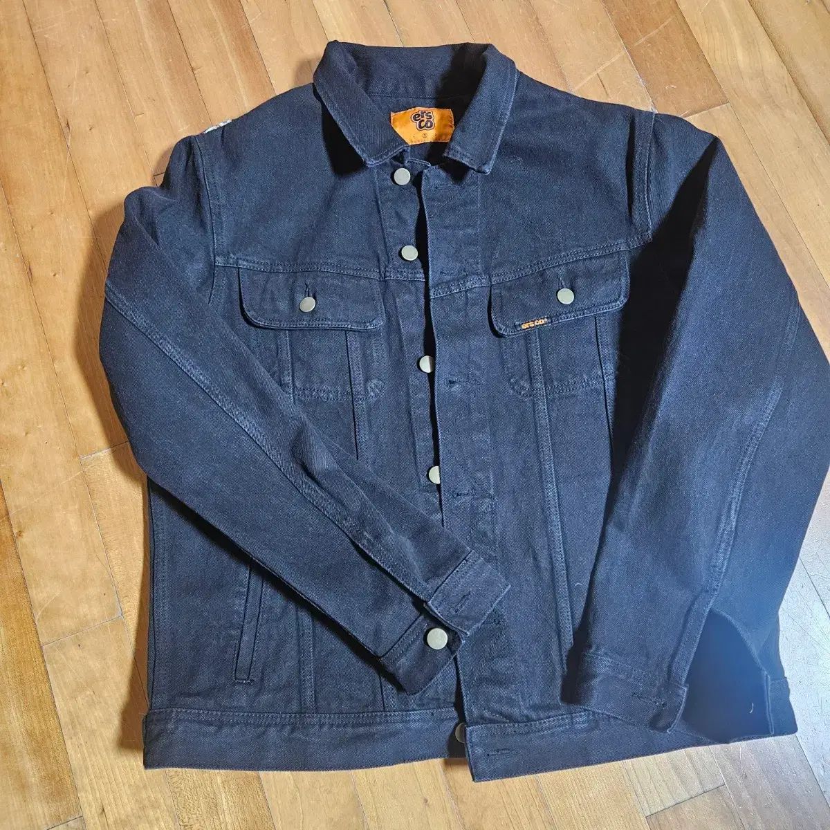 リーバイス LEVI\u2019S #72334 デニムジャケット ザ・トラッカー ラストナイト ｜ メンズ XS-XXXL THE TRUCKER 3RD  ジージャン Gジャン ブラック 黒 LEVIS トラッカージャケット ブラックデニム サードをベースにしたデザイン | Jalana（ジャラーナ） イアルエスコ デニム トラッカー ジャケット ブラック