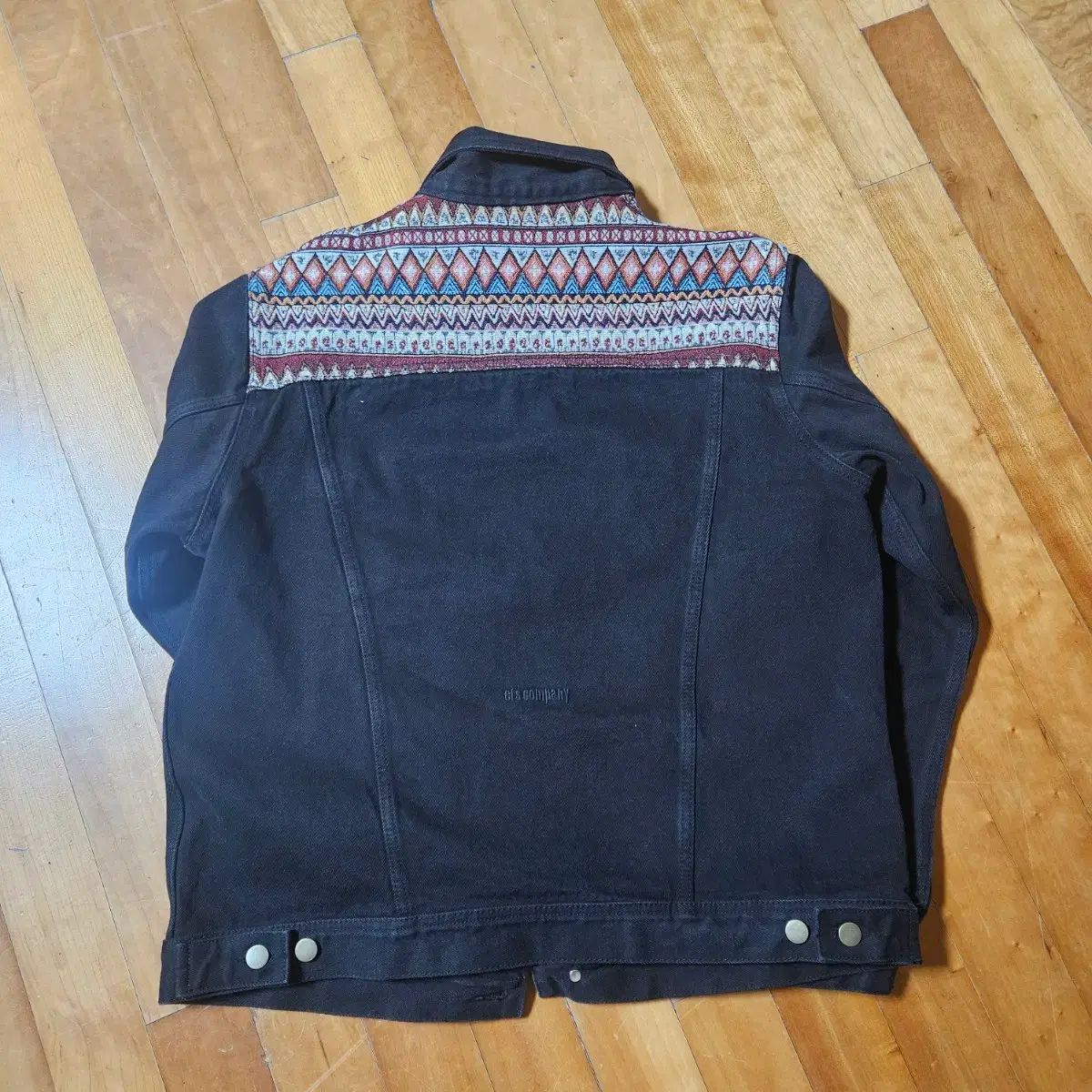 リーバイス LEVI\u2019S #72334 デニムジャケット ザ・トラッカー ラストナイト ｜ メンズ XS-XXXL THE TRUCKER 3RD  ジージャン Gジャン ブラック 黒 LEVIS トラッカージャケット ブラックデニム サードをベースにしたデザイン | Jalana（ジャラーナ） イアルエスコ デニム トラッカー ジャケット ブラック