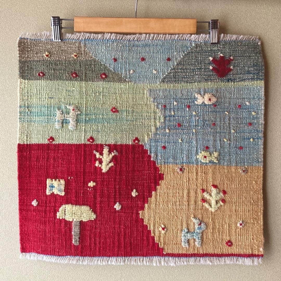 風景のキリム イラン ギャッベ カシュガイ族 動物 魚 遊牧民 - メルカリ