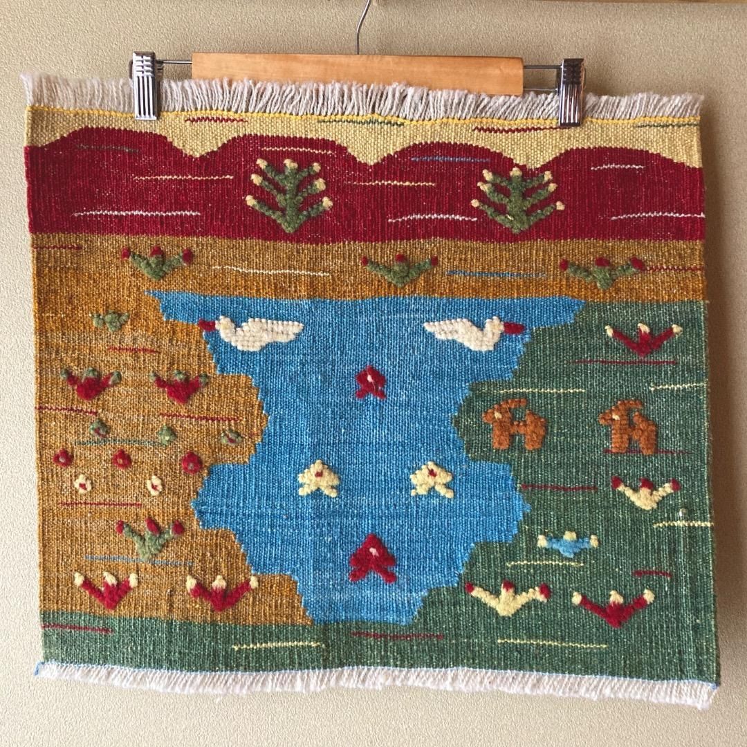 風景のキリム イラン ギャッベ カシュガイ族 動物 魚 遊牧民 - メルカリ