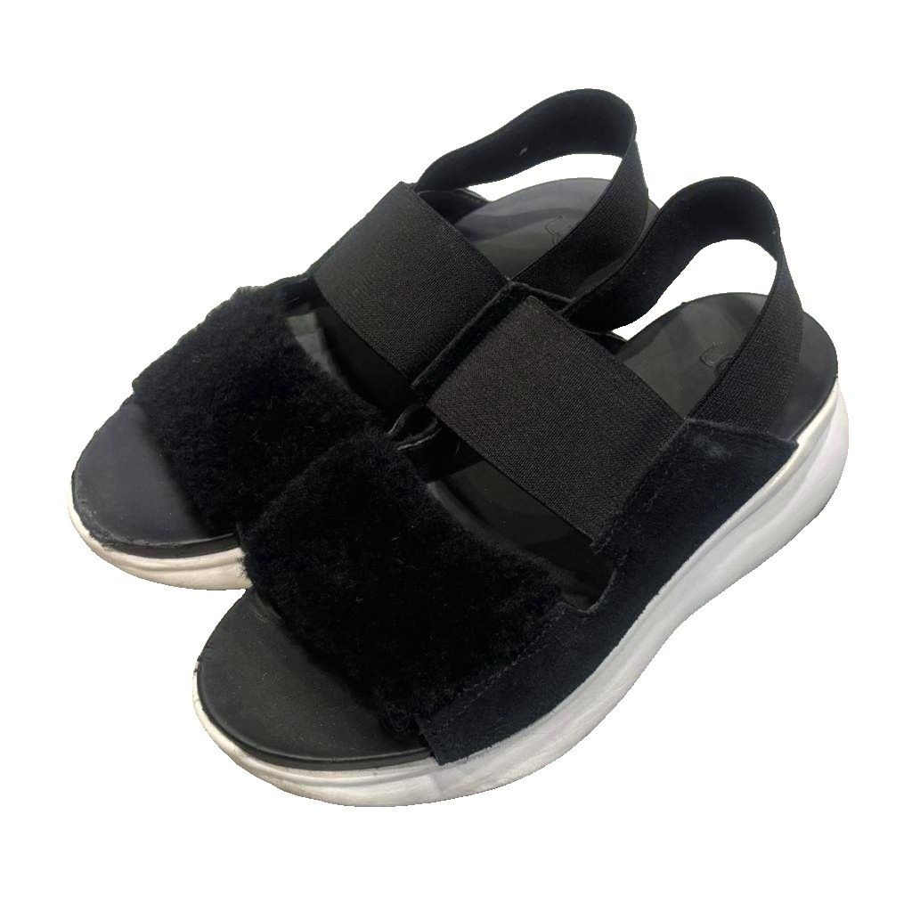 ミー 　UGG シルバーレイクサンダル　サイズ23.5㎝　ブラック　美品 アグ UGG シルバーレイクサンダル 23.5㎝ 黒 ブラック 白 ホワイト