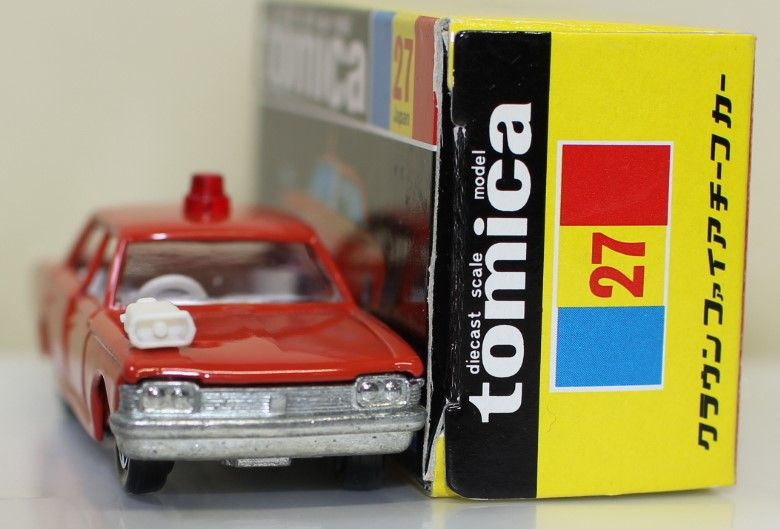 USED 復刻黒箱トミカ 27 クラウン ファイアチーフカー 240001033035