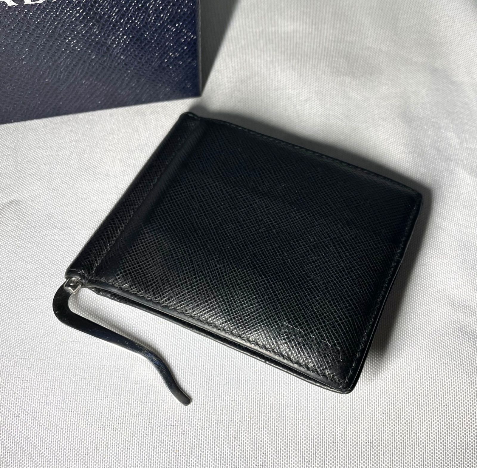 PRADA プラダ サフィアーノ ブランドロゴ ブラックレザー