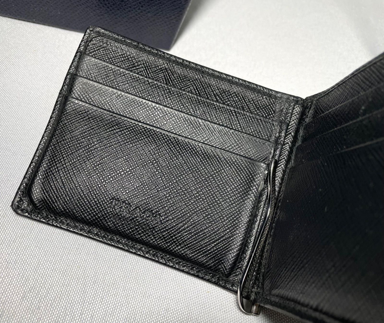 PRADA プラダ サフィアーノ ブランドロゴ ブラックレザー