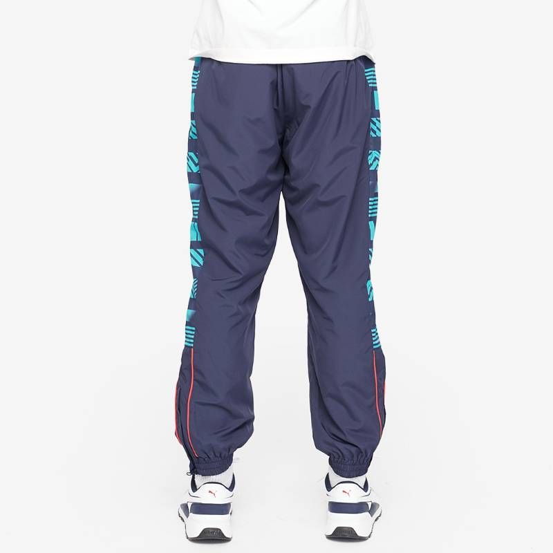 PUMAマンチェスター・シティ トラックパンツ Mサイズ【新品未使用】【限定品】 送料無料・匿名配送】Mサイズ PUMA プーマ マンチェスター・シティ 21
