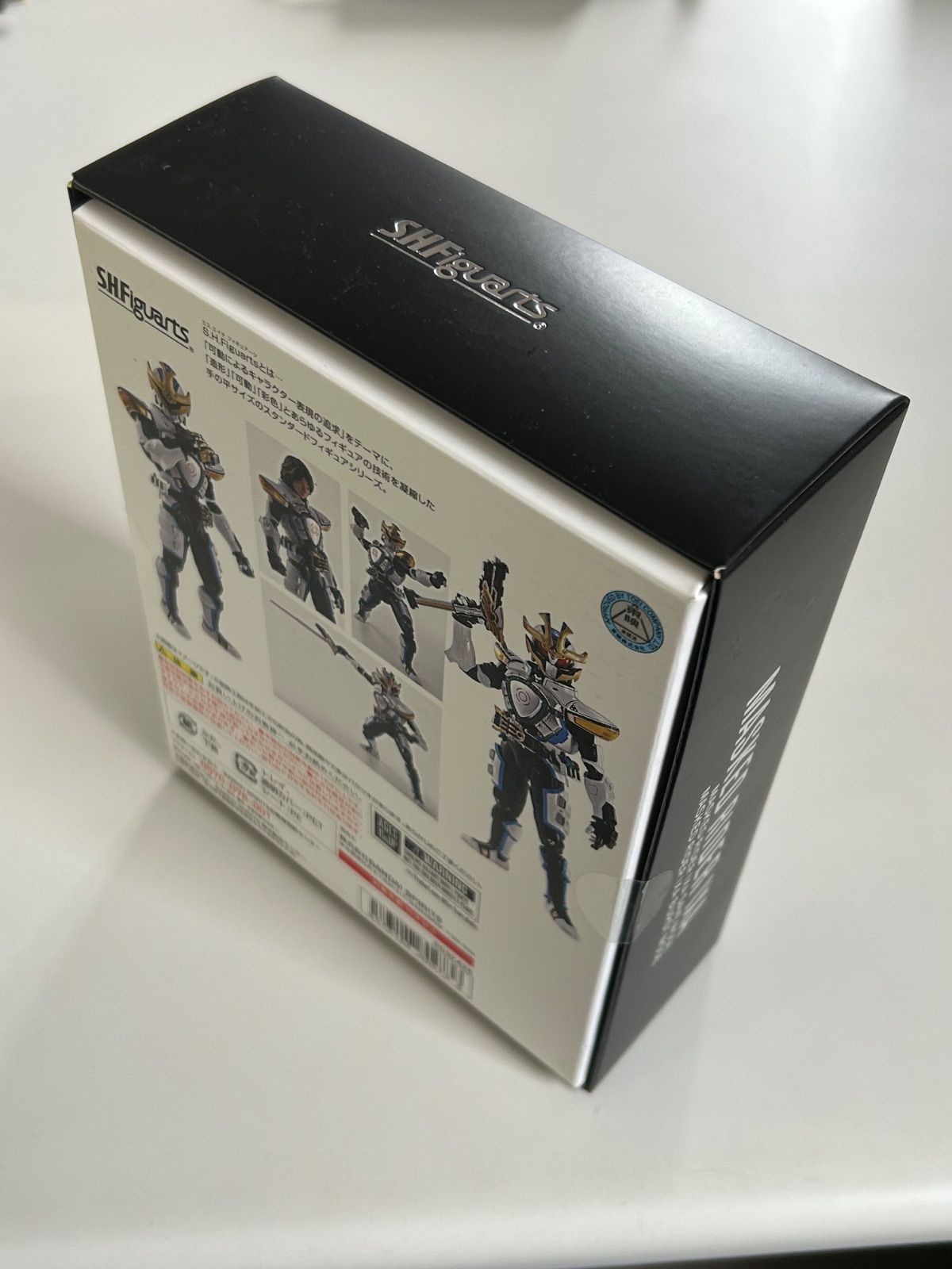 未開封】S.H.Figuarts（真骨彫製法） 仮面ライダーイクサ セーブモード