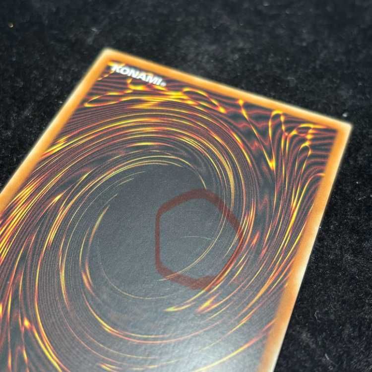 ブラックマジシャンガール 絵違い アジア 25th QCCU-JP002 1枚 - メルカリ