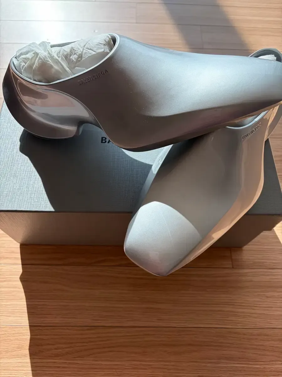 2026年最新】balenciaga space shoeの人気アイテム - メルカリ