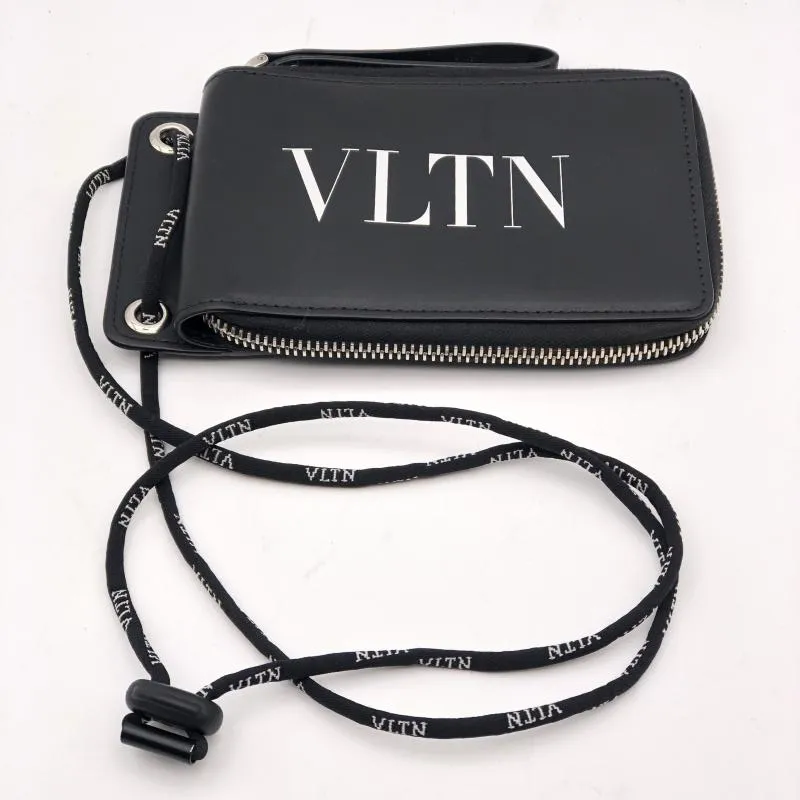 2026年最新】ネックウォレット ヴァレンティノの人気アイテム - メルカリ