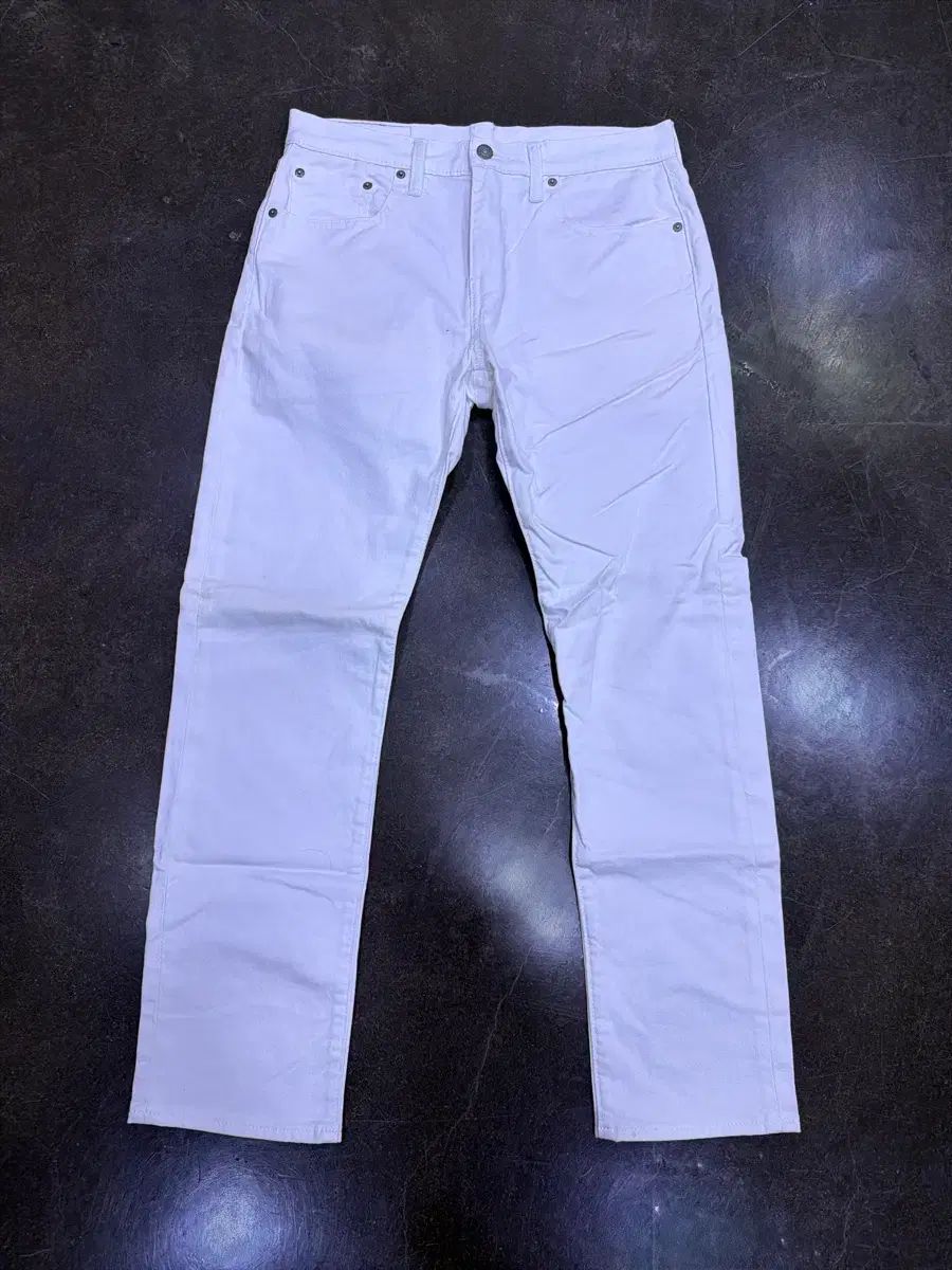 LEVI´S 502 Regular テーパードフィット ホワイトデニム パンツ 30