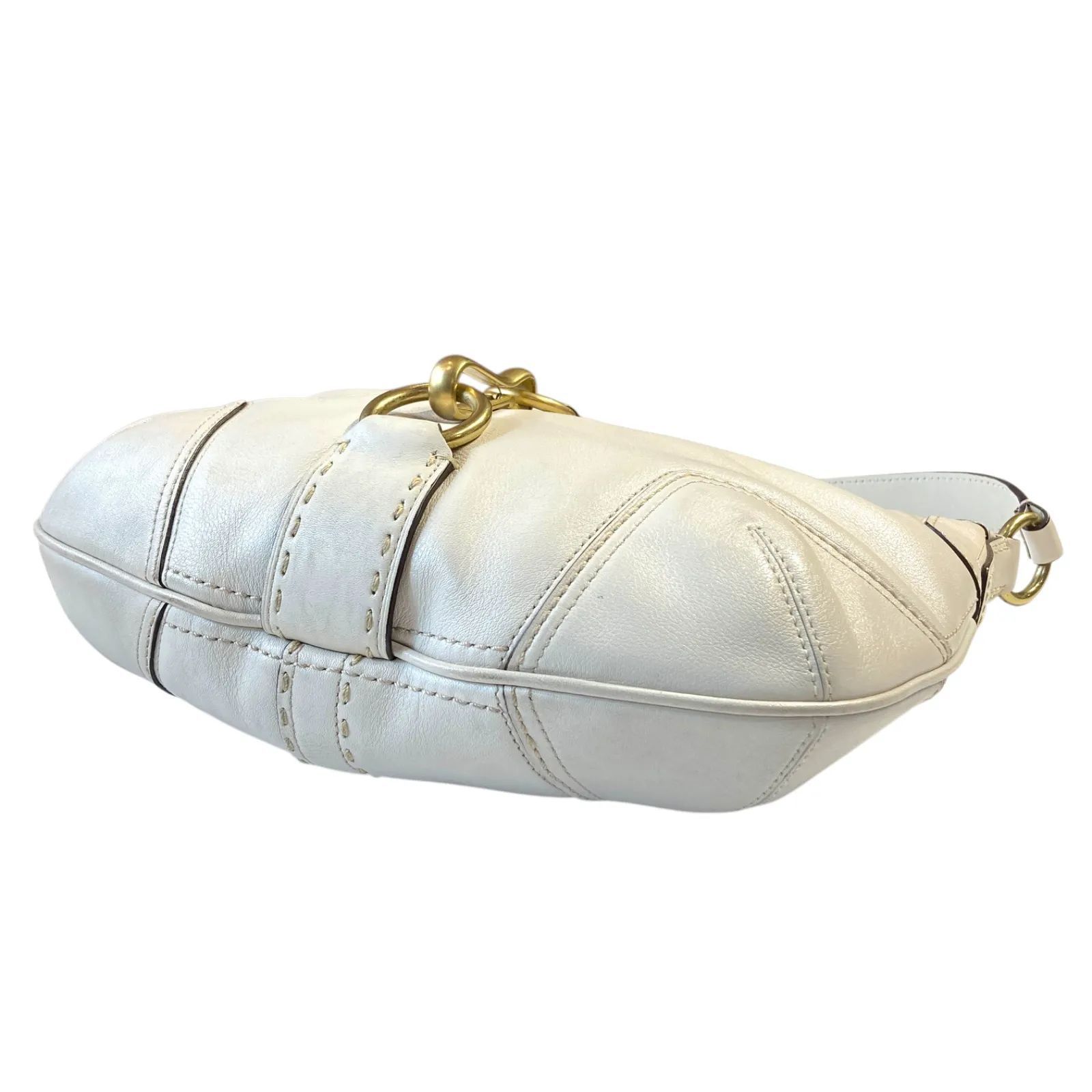 COACH コーチ ハンプトンズ ホーボー バッグ／ワンショルダー ホワイト