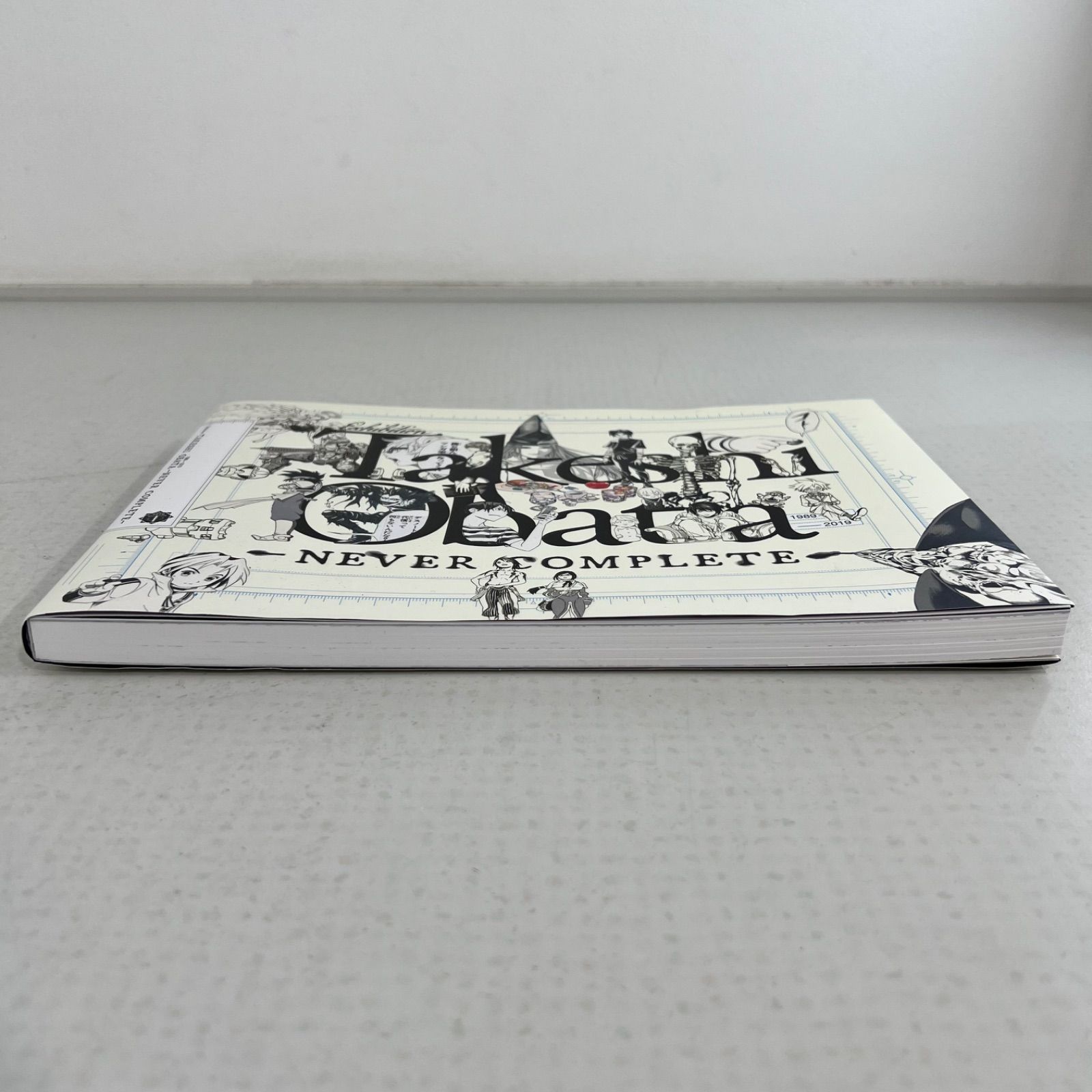 Takeshi Obata - NEVER COMPLETE 小畑健 画集 画業30周年記念 小畑健展