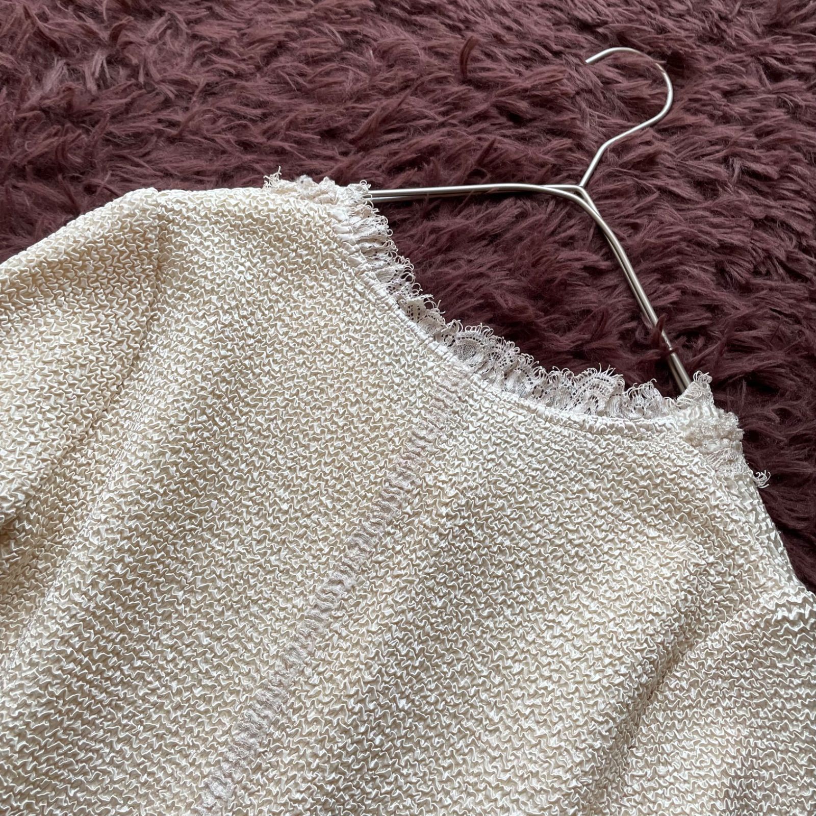 NOKO OHNO ノコオーノ 美品 フラワーモチーフプリーツ加工ノーカラー