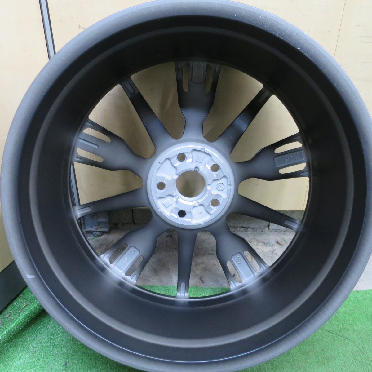 送料無料] 未使用☆トヨタ クラウン スポーツ RS PHEV 純正 ホイール