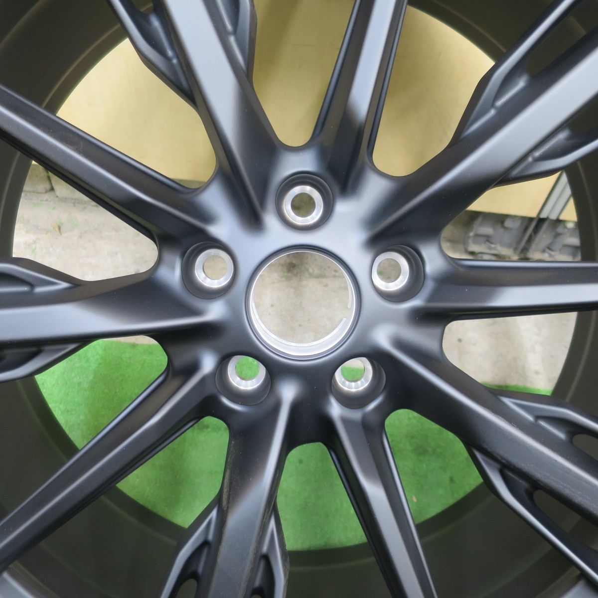 送料無料] 未使用☆トヨタ クラウン スポーツ RS PHEV 純正 ホイール