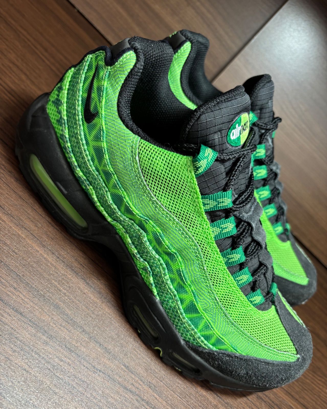 ナイキ エアマックス95 ナイジャ 中古品 size25.5㎝ - メルカリ