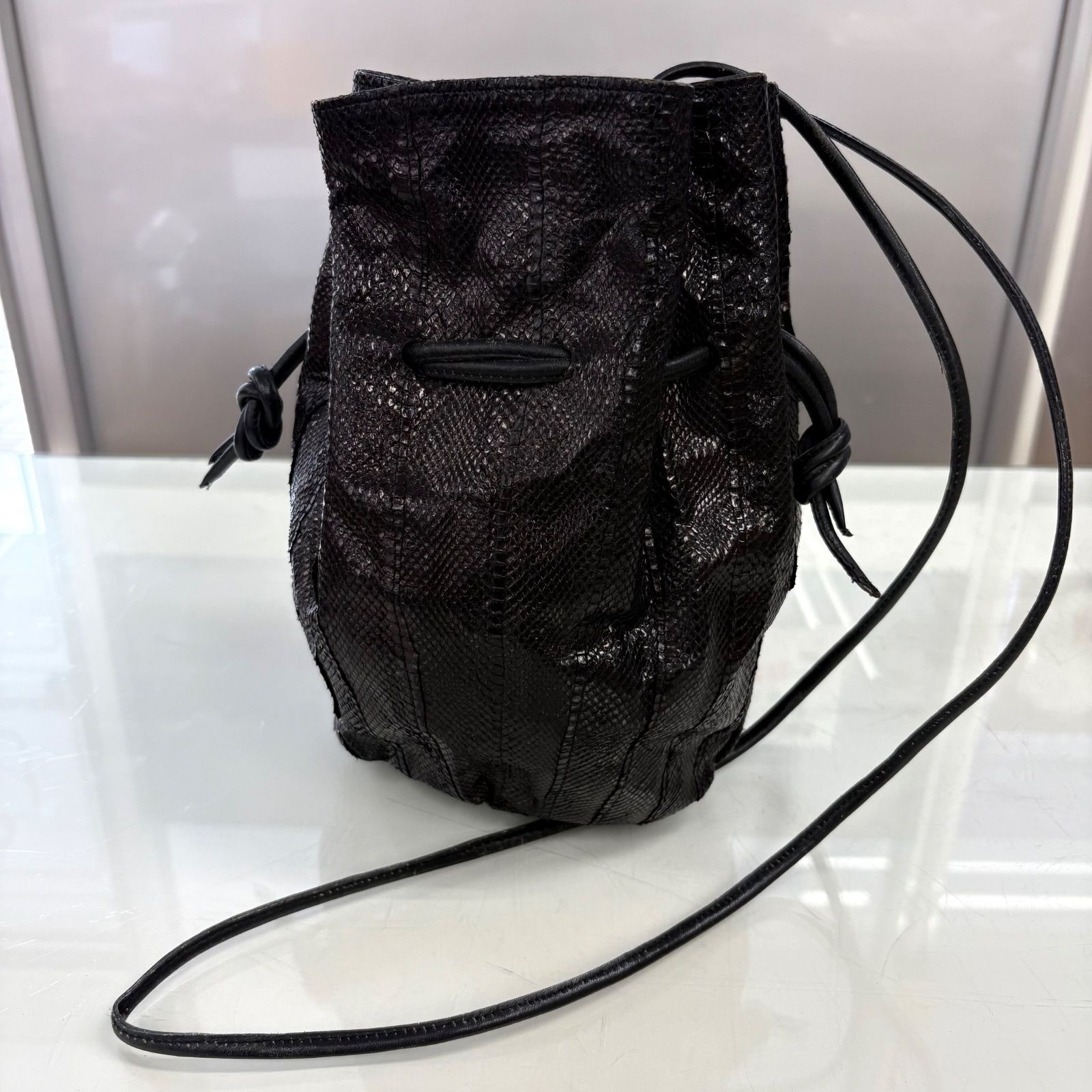 Python leather パイソンレザー ミニショルダーバッグ 巾着型 レザー 