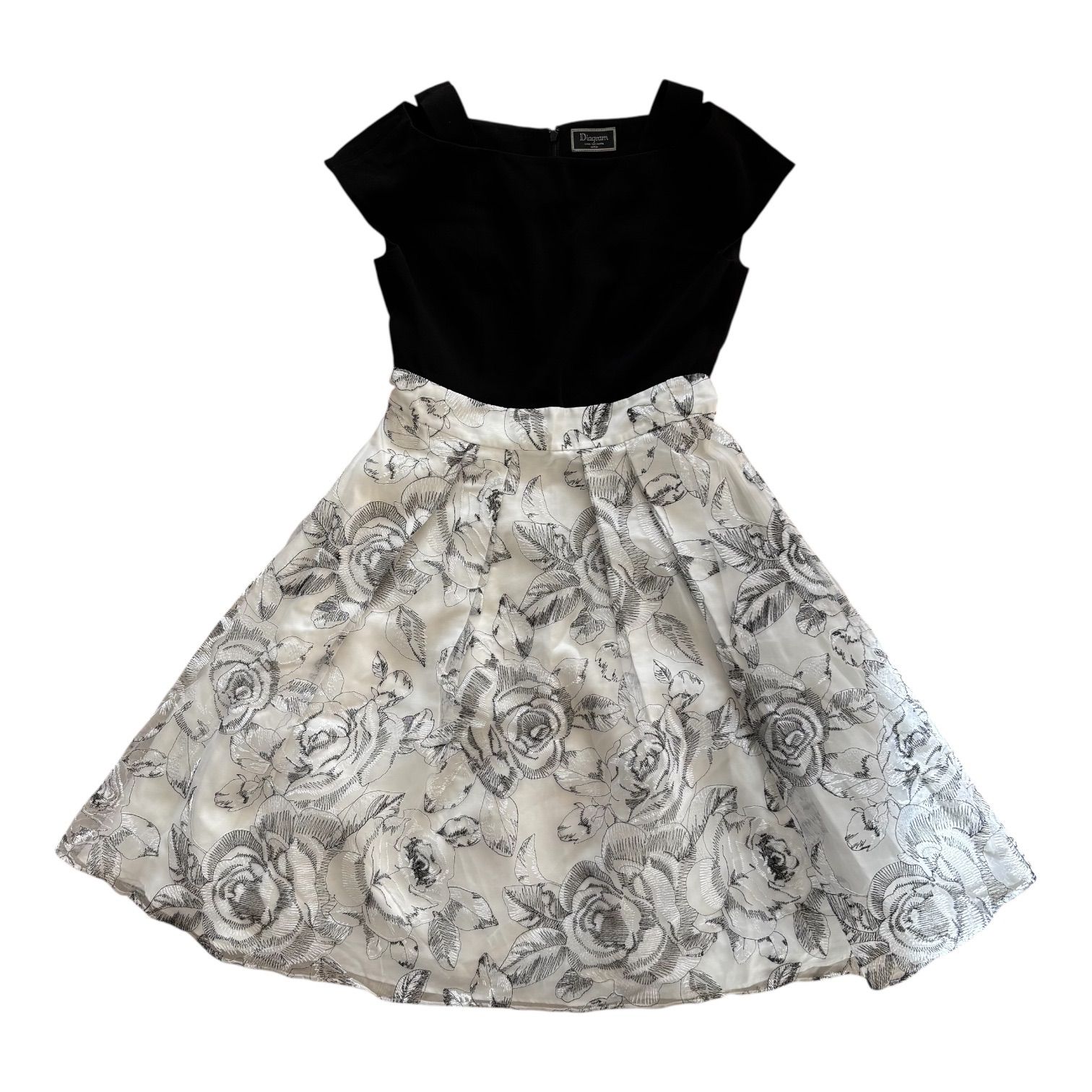 Diagram GRACE CONTINENTAL ダイアグラム グレースコンチネンタル 刺繍