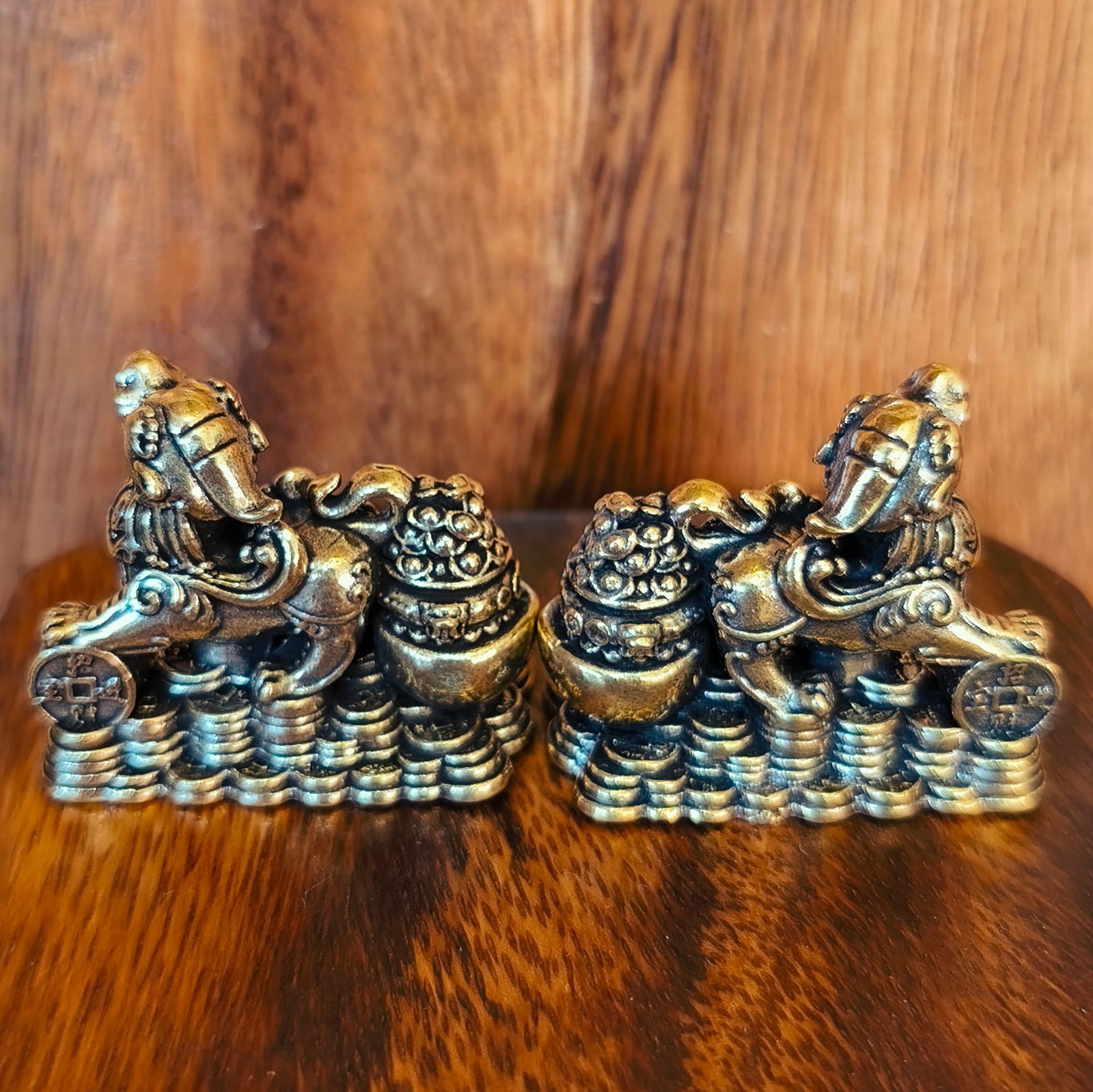 A73 貔貅 ヒキュウ ペア 2匹セット 真鍮製 置物 ブラス 開運 風水 金運