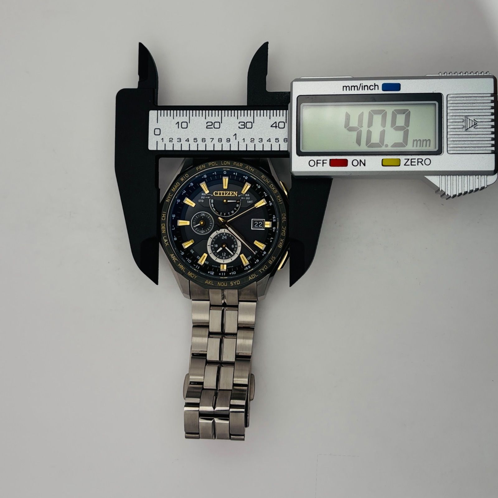 T801）極美品 正常稼働 CITIZEN シチズン ATTESA アテッサ 電波 