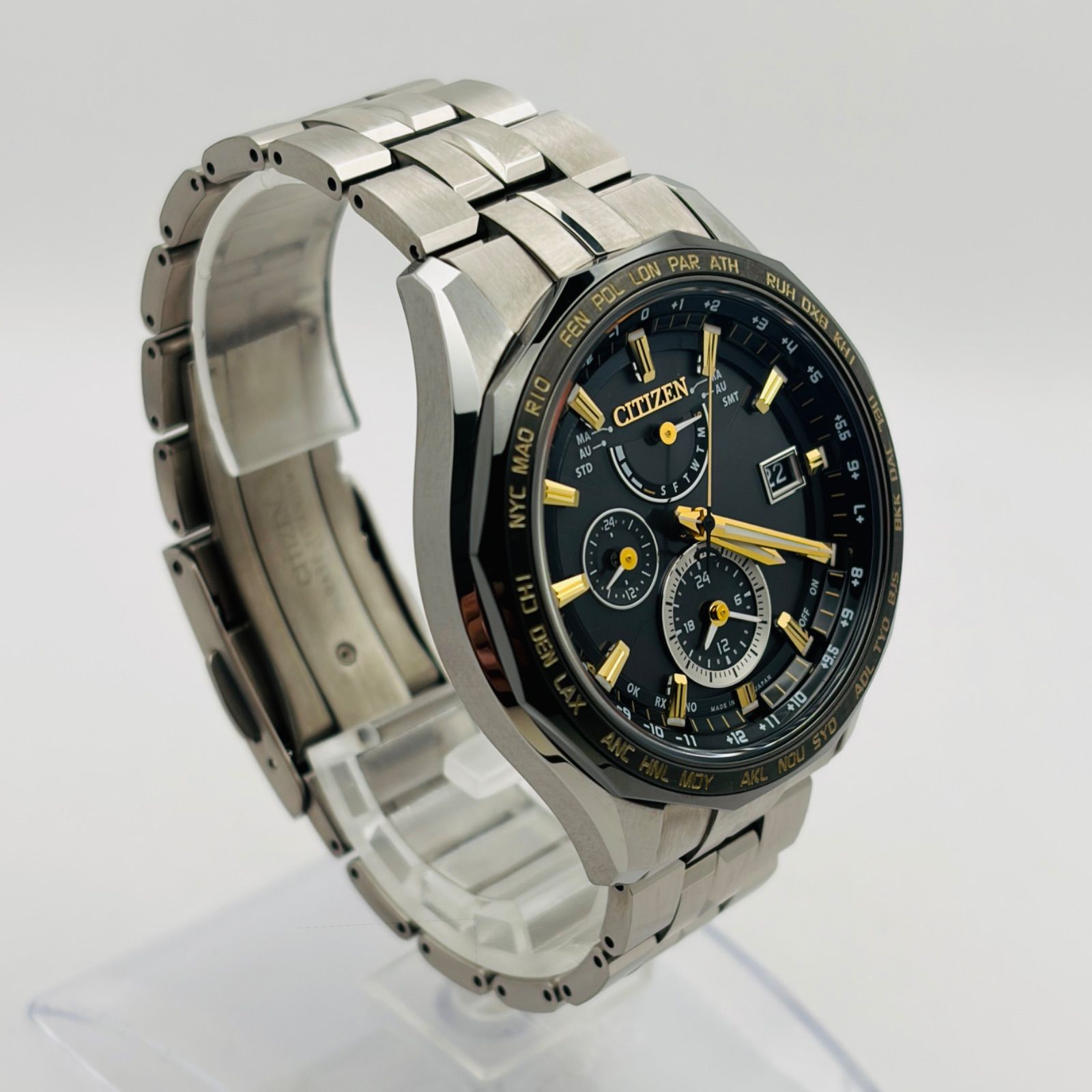 T801）極美品 正常稼働 CITIZEN シチズン ATTESA アテッサ 電波 