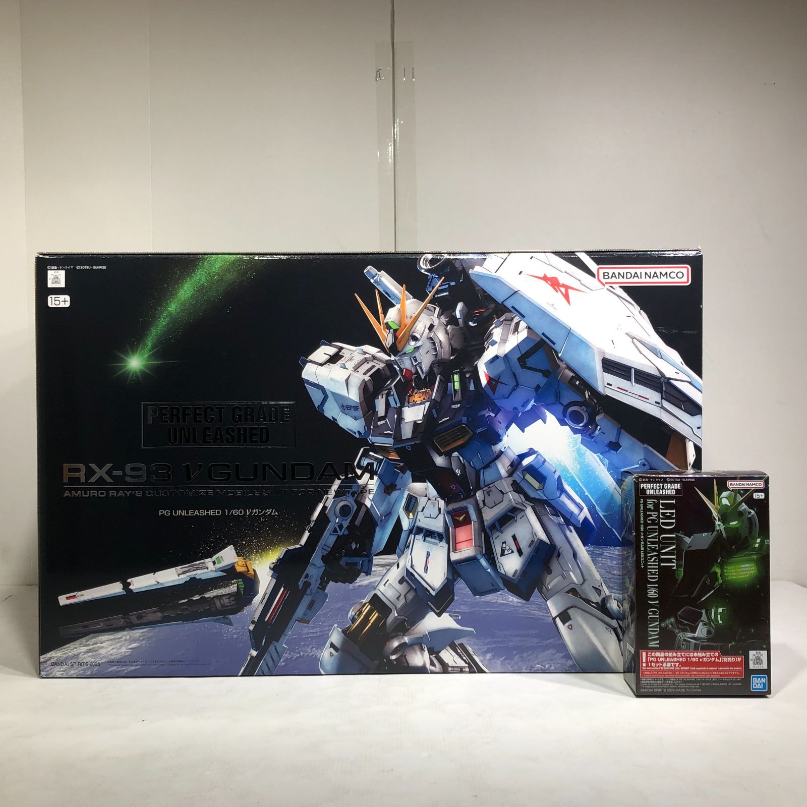 城東42-040] BANDAI PG UNLEASHED 1/60 vガンダム 機動戦士ガンダム 