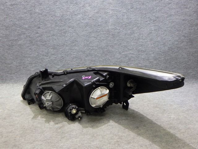 ストリーム 右ヘッドライト HID RN6/7 前期 100-22652 D 33101-SMA-J11