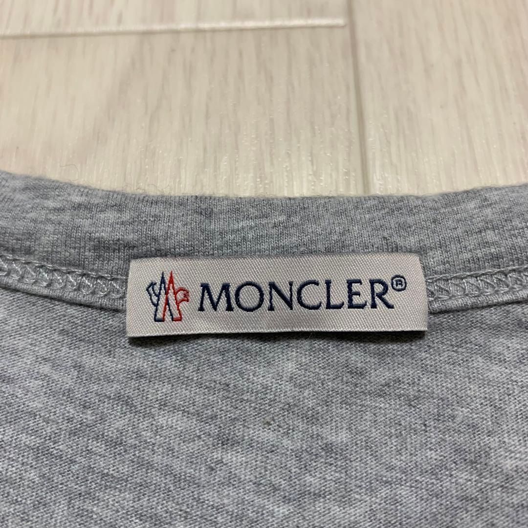 MONCLER ワッペン グレー Tシャツ S 国内正規品 4S175 【公式通販】
