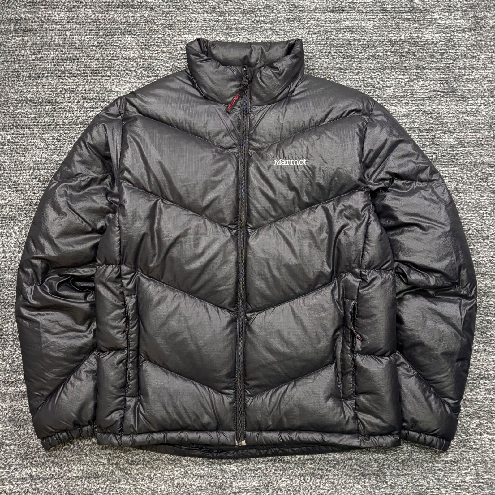 Marmot ダウンジャケット ブラック M マーモット ファー無し □ - メルカリ