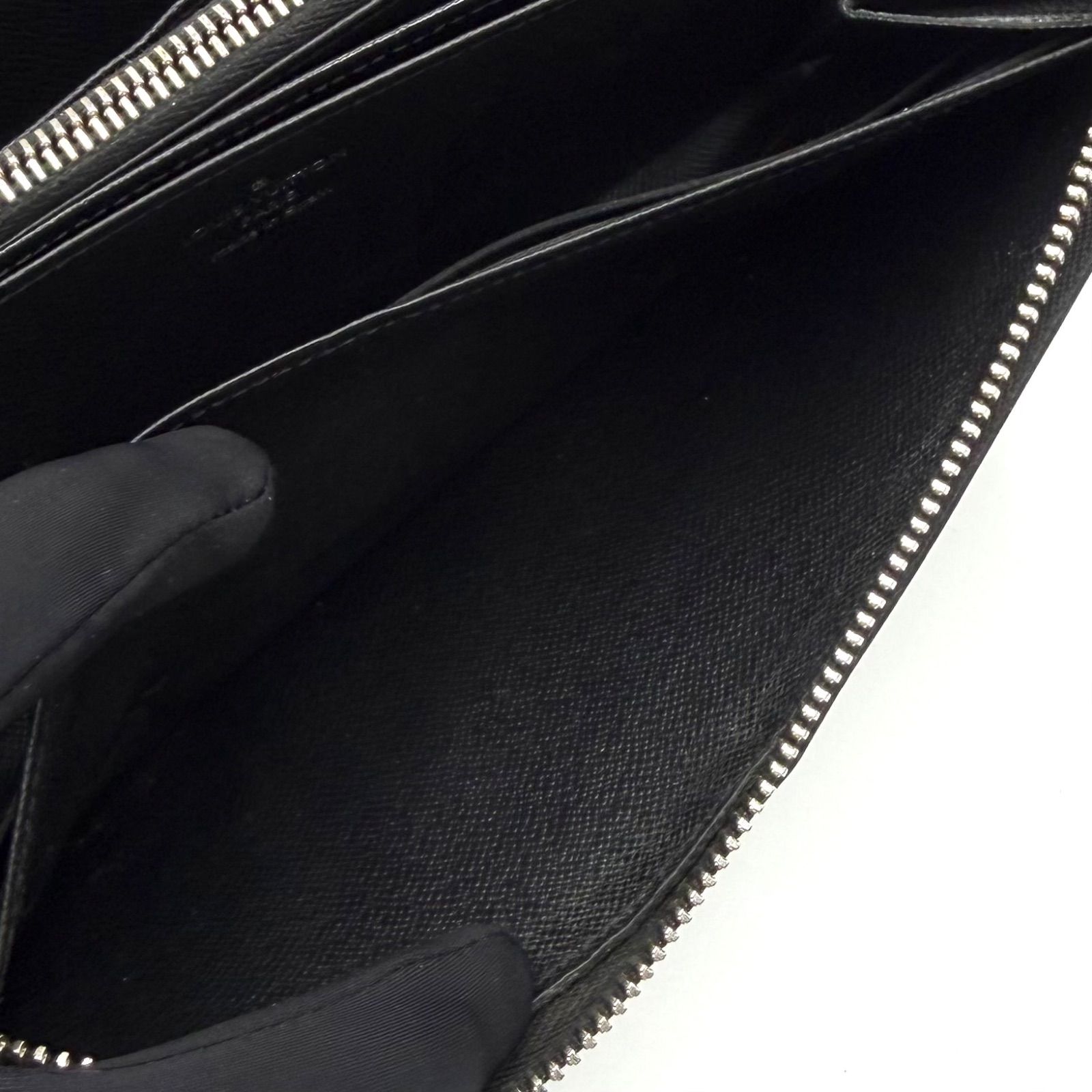 ルイヴィトン LOUIS VUITTON エピ ジッピーウォレット ノワール 長財布 